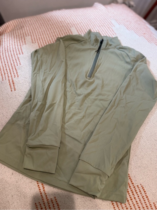 Unbranded Tops - Sage Green Women’s XS Long Sleeve Pullover Activewear Top